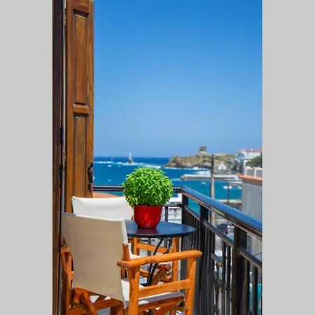 Seaview Stylish Flat In - Walk To Apartment Ándros